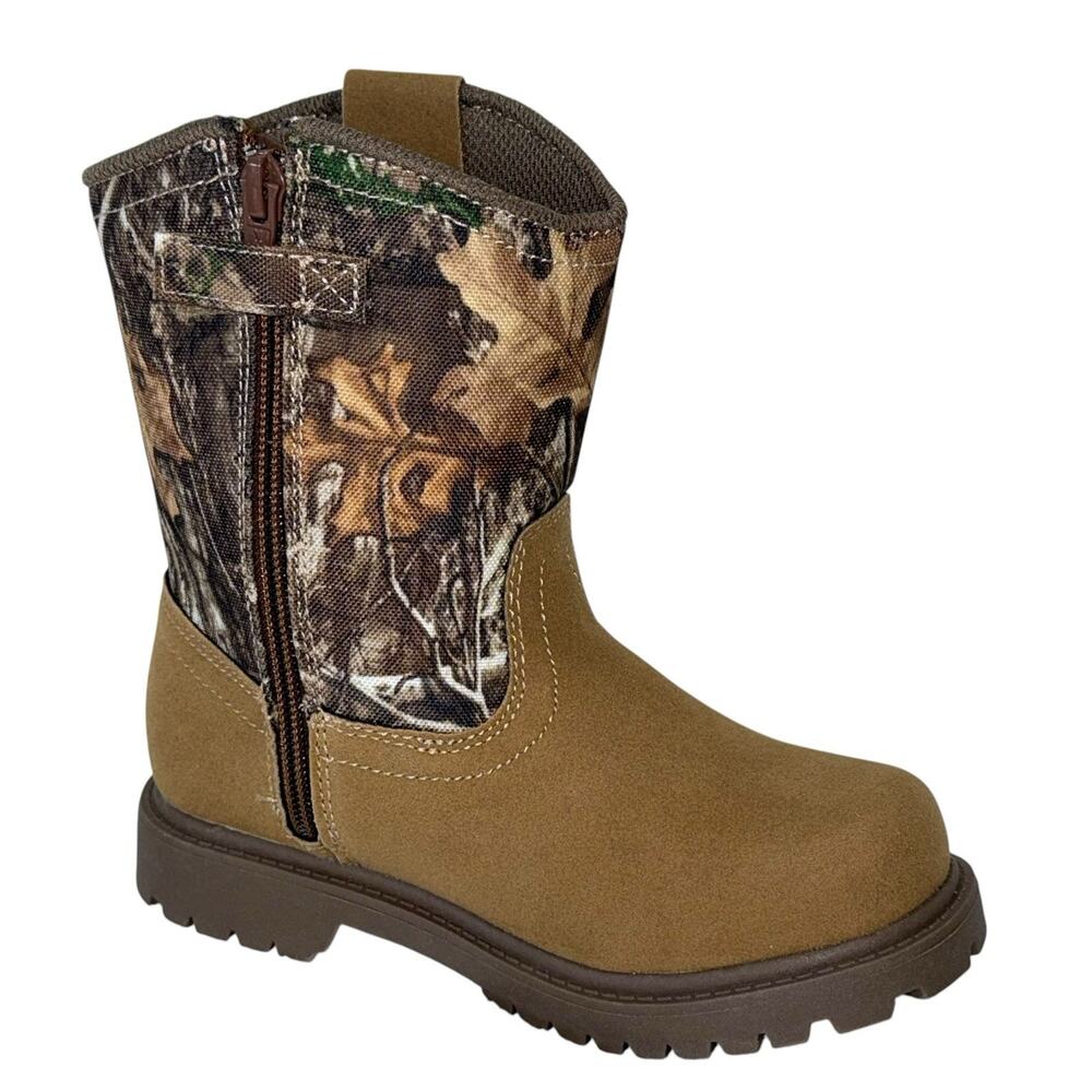 Magellan Outdoors Kids' Boone Realtree Edge Boots slip resistant SZ/12